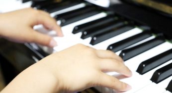 1回で正しいポジションに指を置く